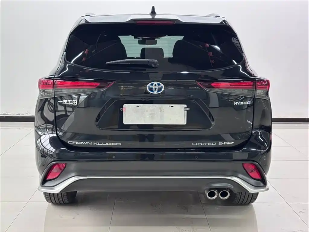 Toyota Crown Kluger 2023 2.5L HEV AWD Flagship Edition фото 12