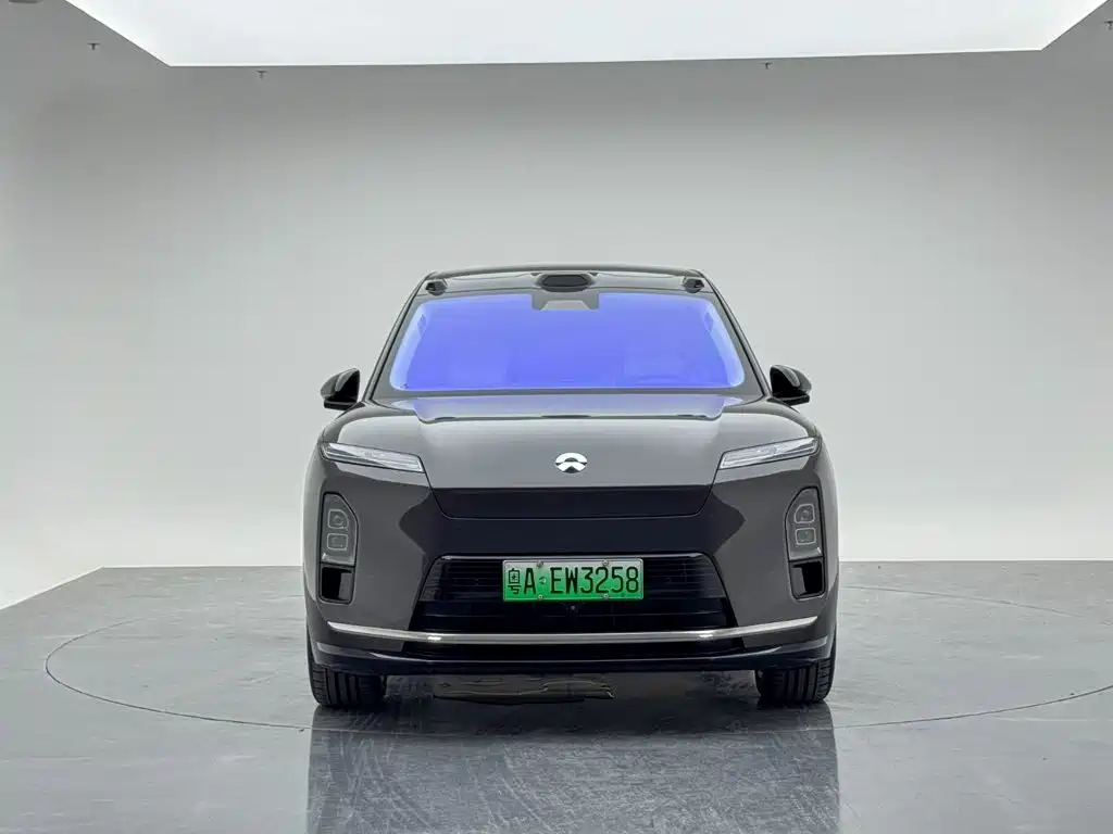2026 NIO ES8