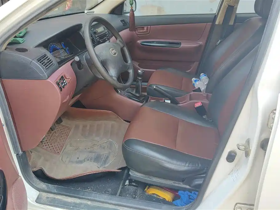 BYD F3 2012 Energy-saving Edition 1.5L Manual Comfort фото 9