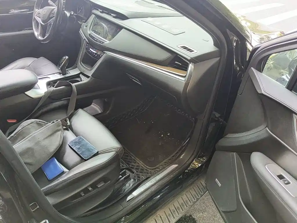 Cadillac XT5 2017 2018 28E 4WD Leading