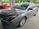 Фото 1 - Roewe i5