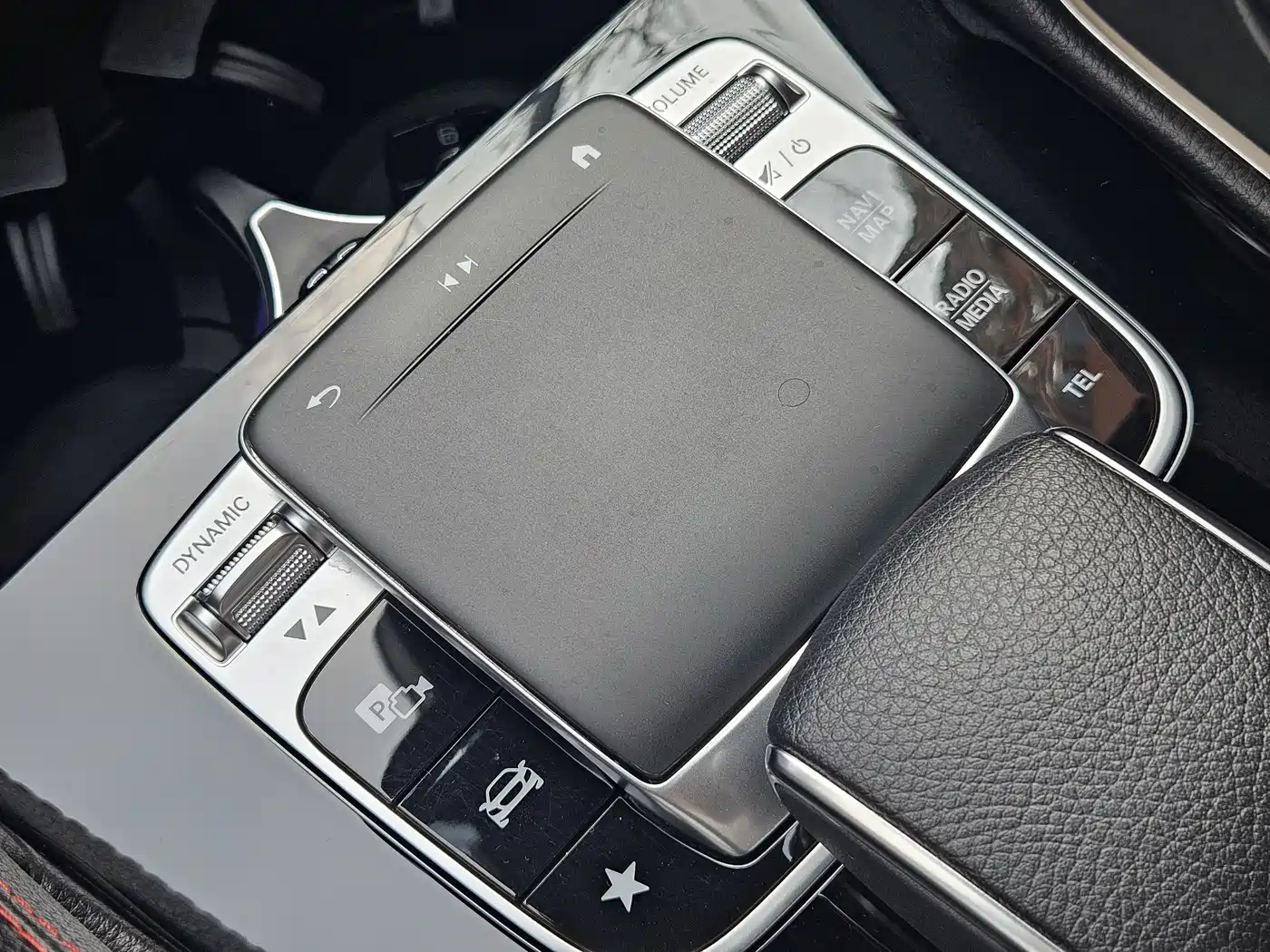 MERCEDES-BENZ GLE AMG