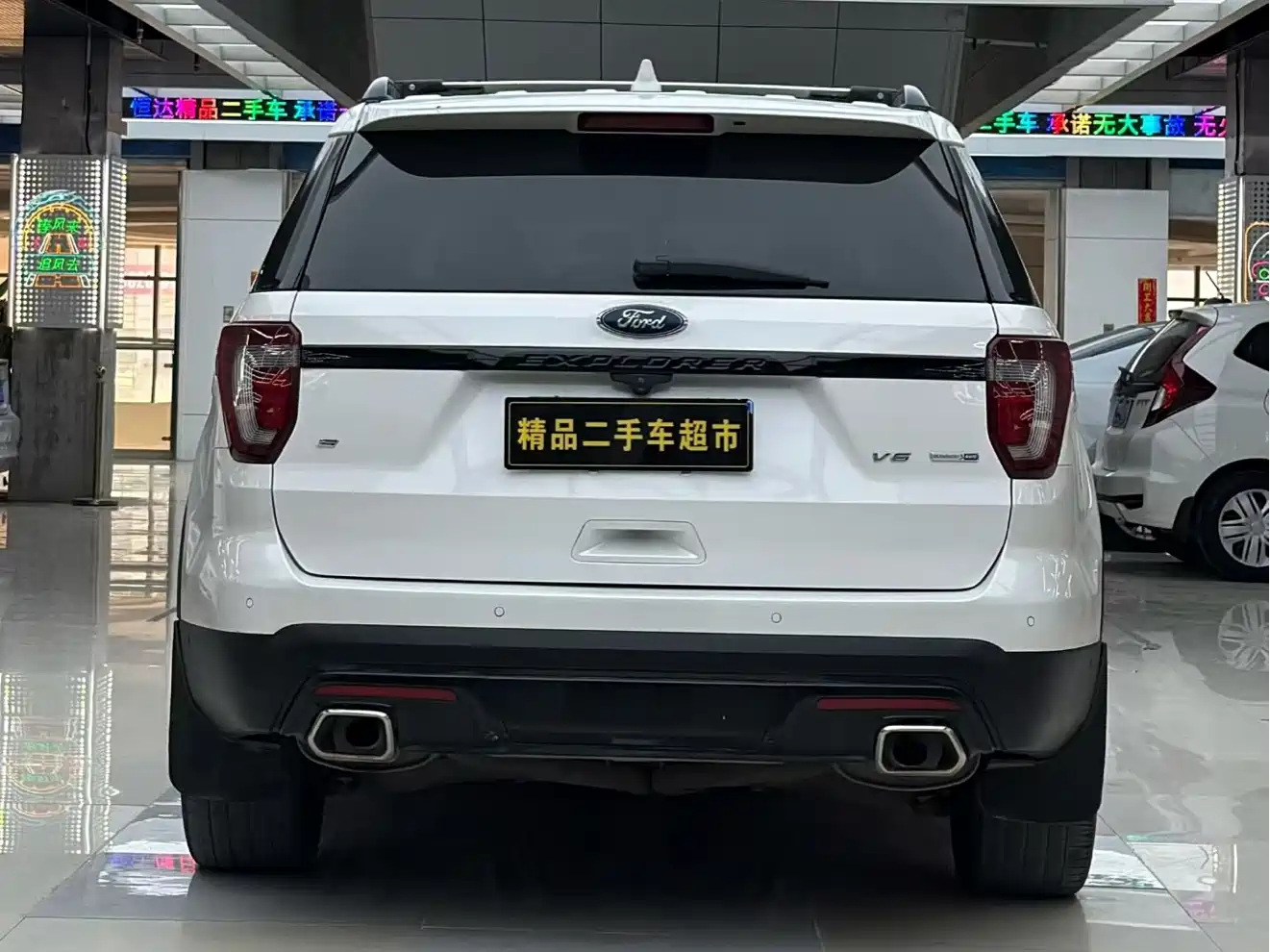 Ford Explorer (Import) 2017 3.5T Sport Edition фото 9