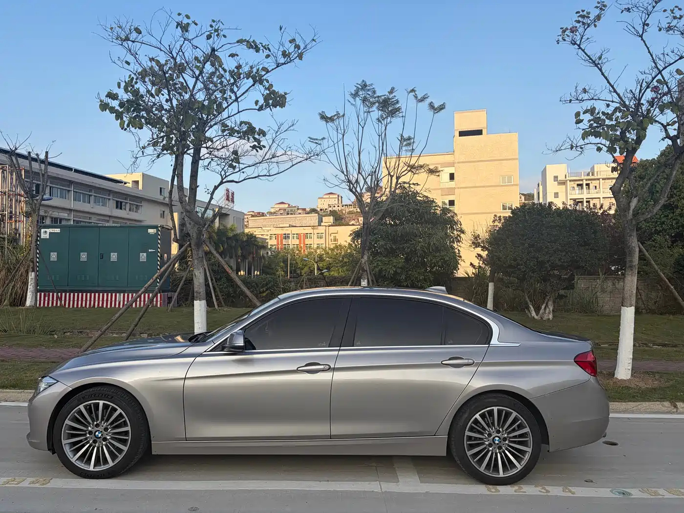 BMW 3 Series 2019 320Li Fashion Type фото 4