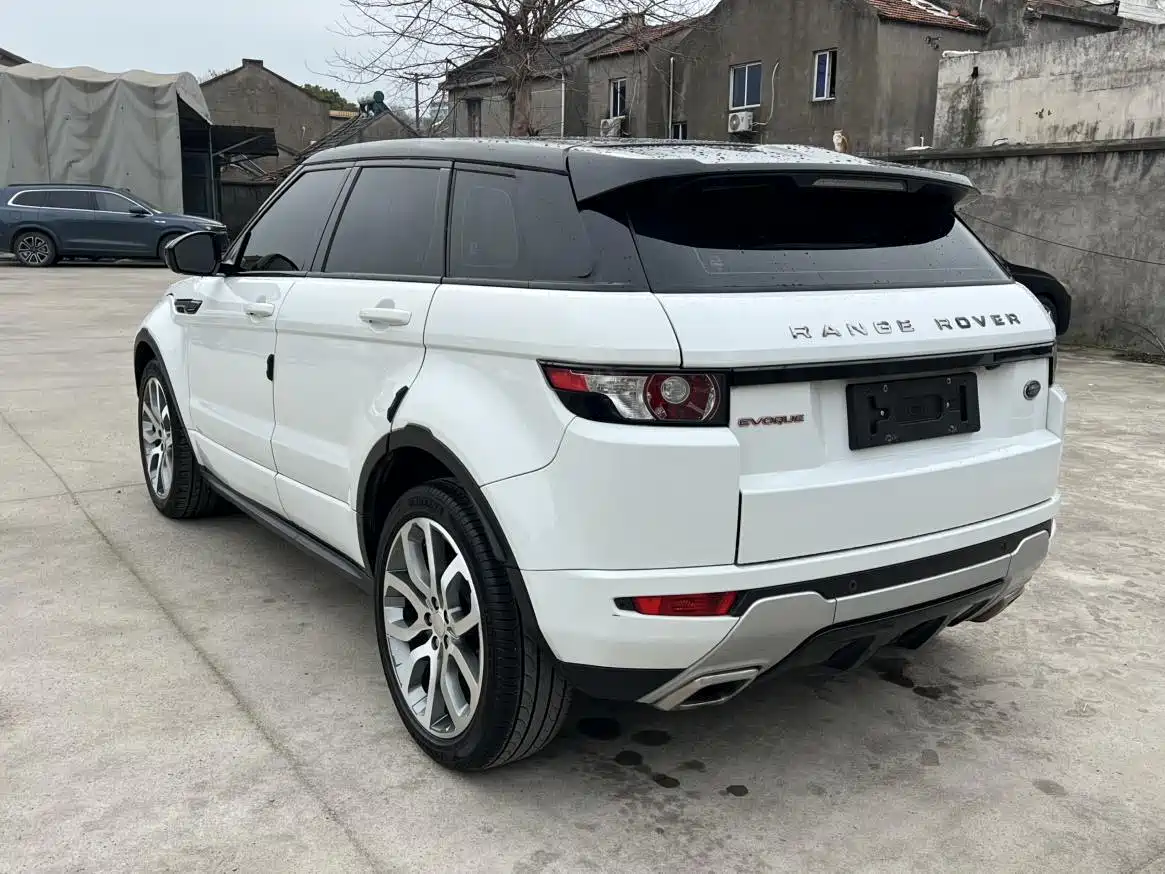 Land Rover Range Rover Evoque (Import) 2014 2.0T 5-door Brilliance Sport фото 18