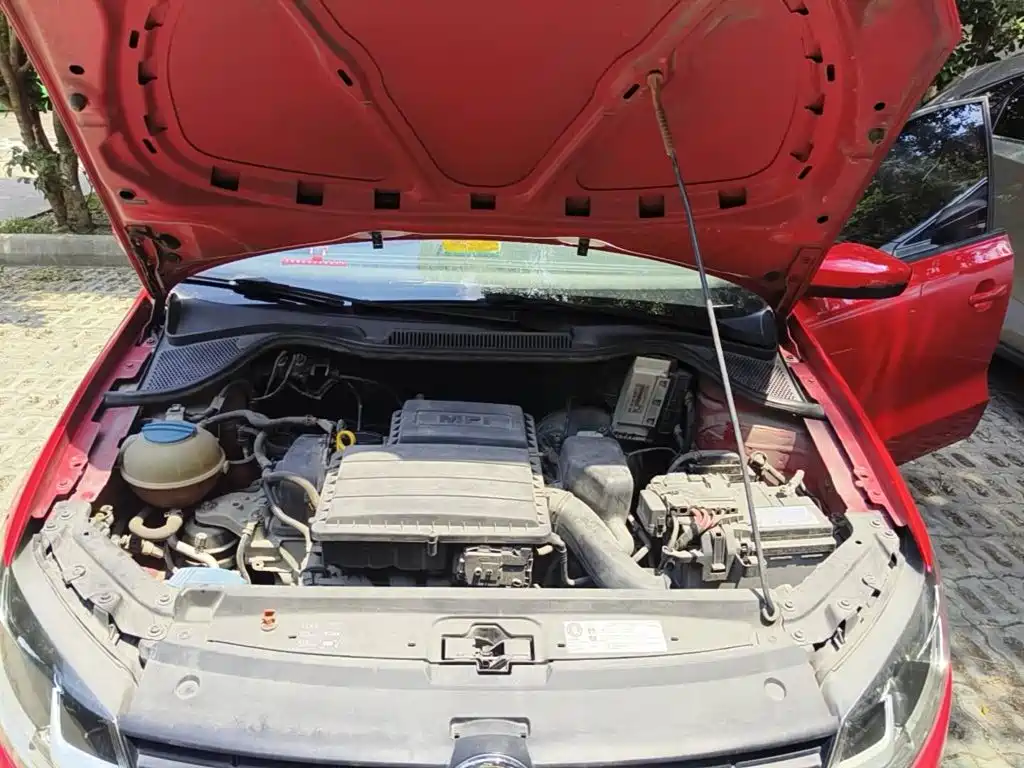 Фото 3 - Volkswagen Polo