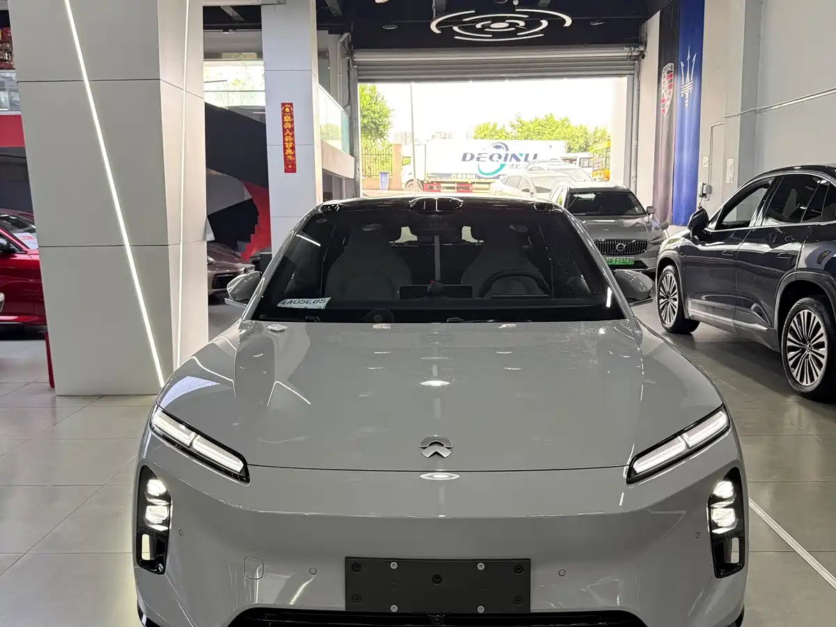 2026 NIO ET5T