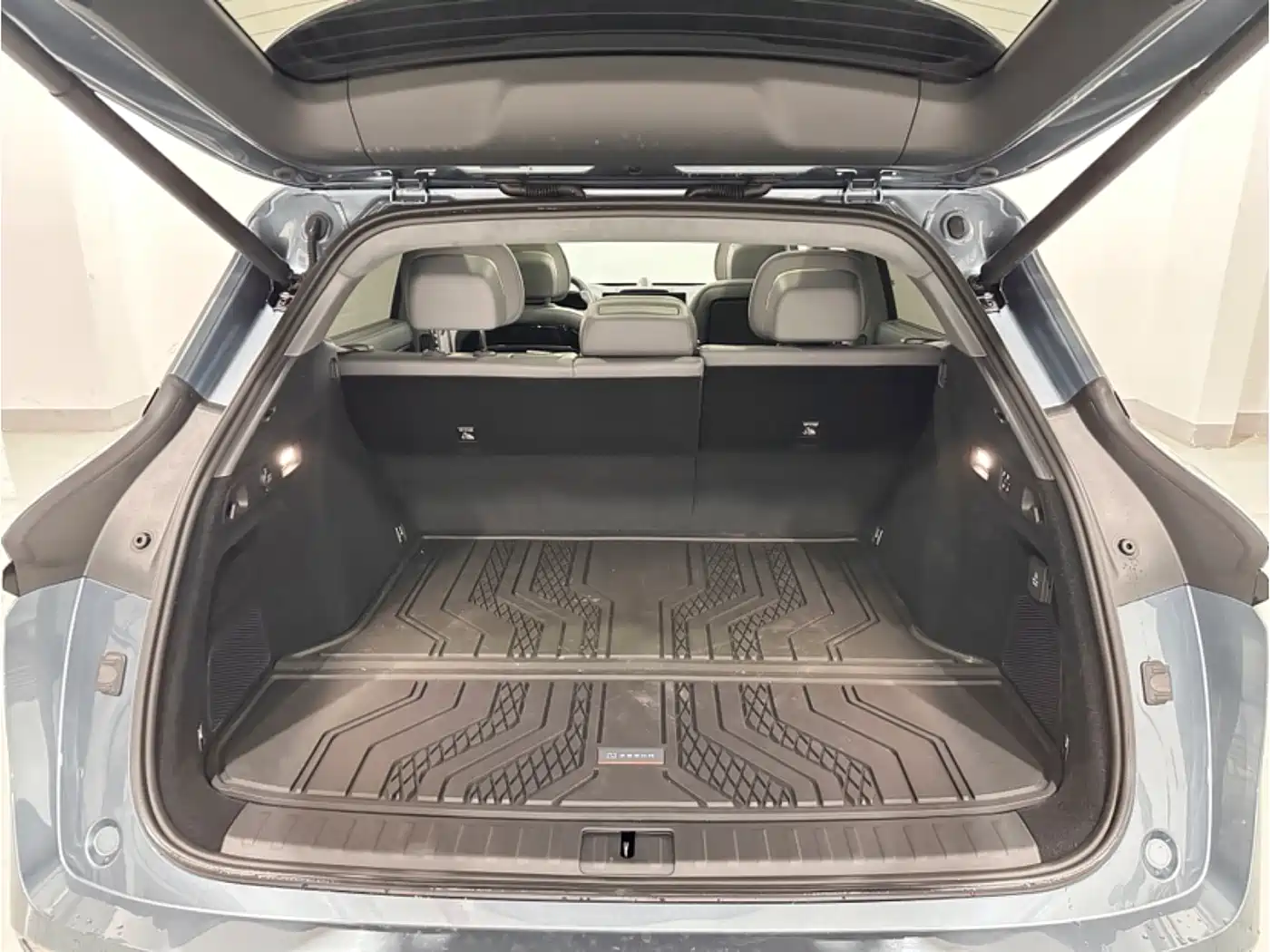 Zeekr 7X 2026 Model 103kWh Long Range RWD Intelligent Driving Edition фото 6