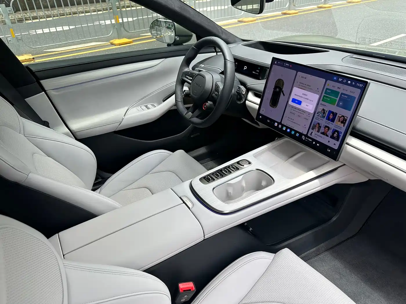 Xiaomi Auto Xiaomi SU7 2024 AWD Extended Range Advanced Smart Driving Max Edition фото 5