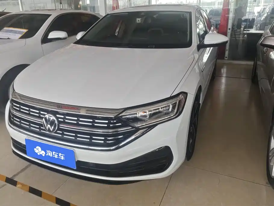 Volkswagen Sagitar 2023 300TSI DSG Surpassing Edition