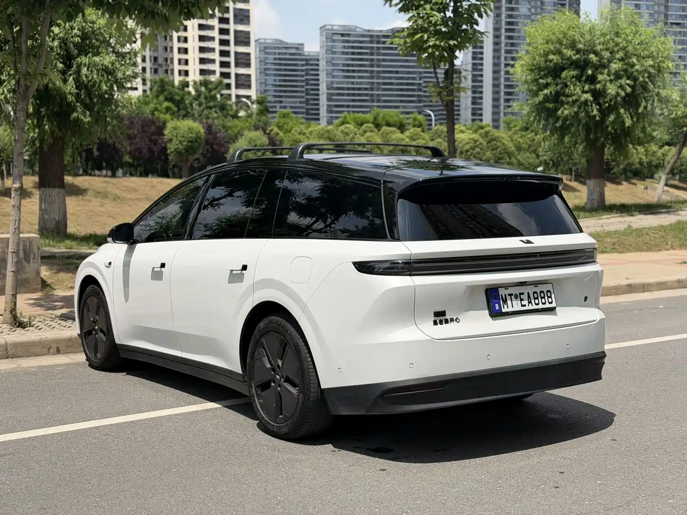 Li Auto Li i8 2025 Standard Edition фото 6