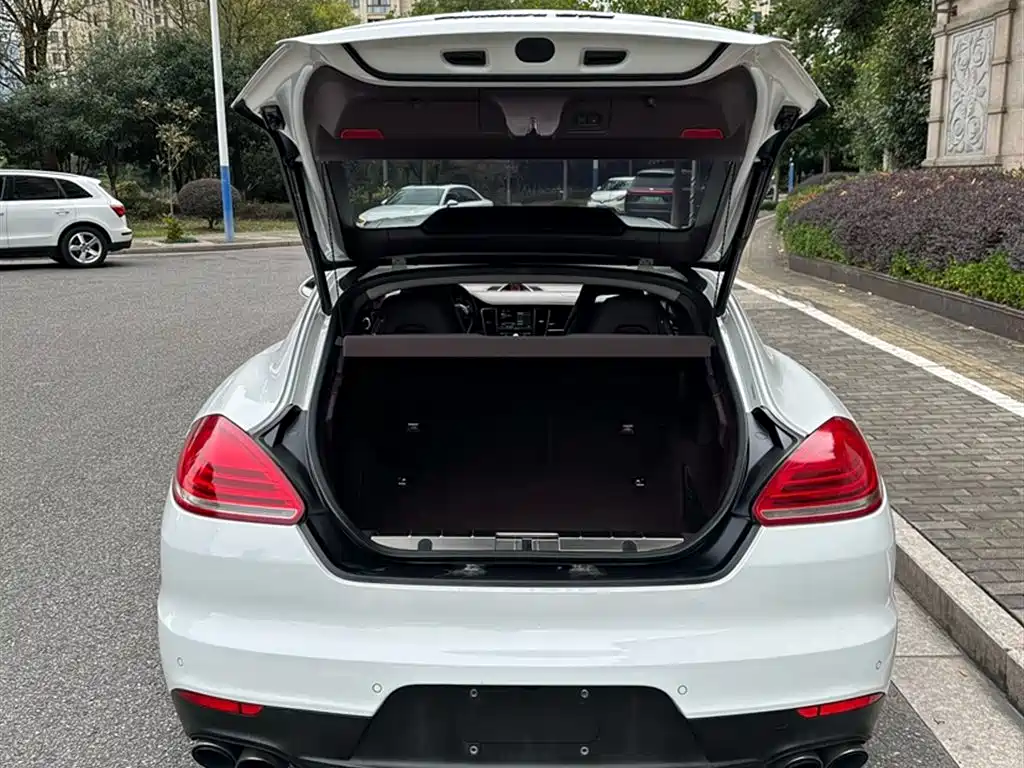 Porsche Panamera 2014 Panamera 3.0T фото 12