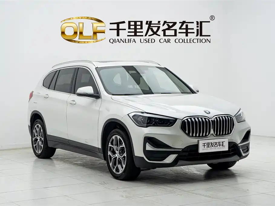 BMW X1 2021 sDrive25Li Leading фото 3