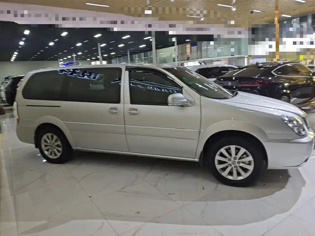 Buick GL8 2014 2.4L Classic Edition фото 7