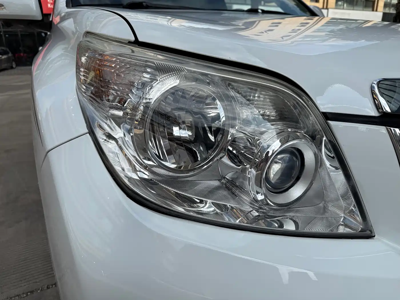 Toyota Prado 2010 4.0L Automatic TX фото 28
