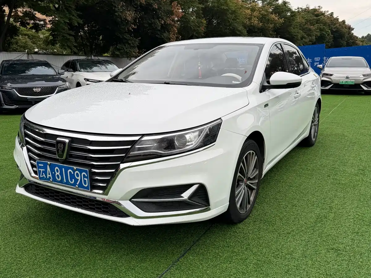 2022 Roewe i6