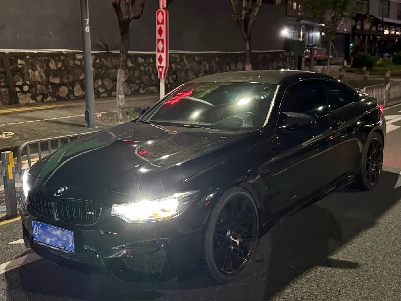 BMW M4 2019 M4 Coupe Competition