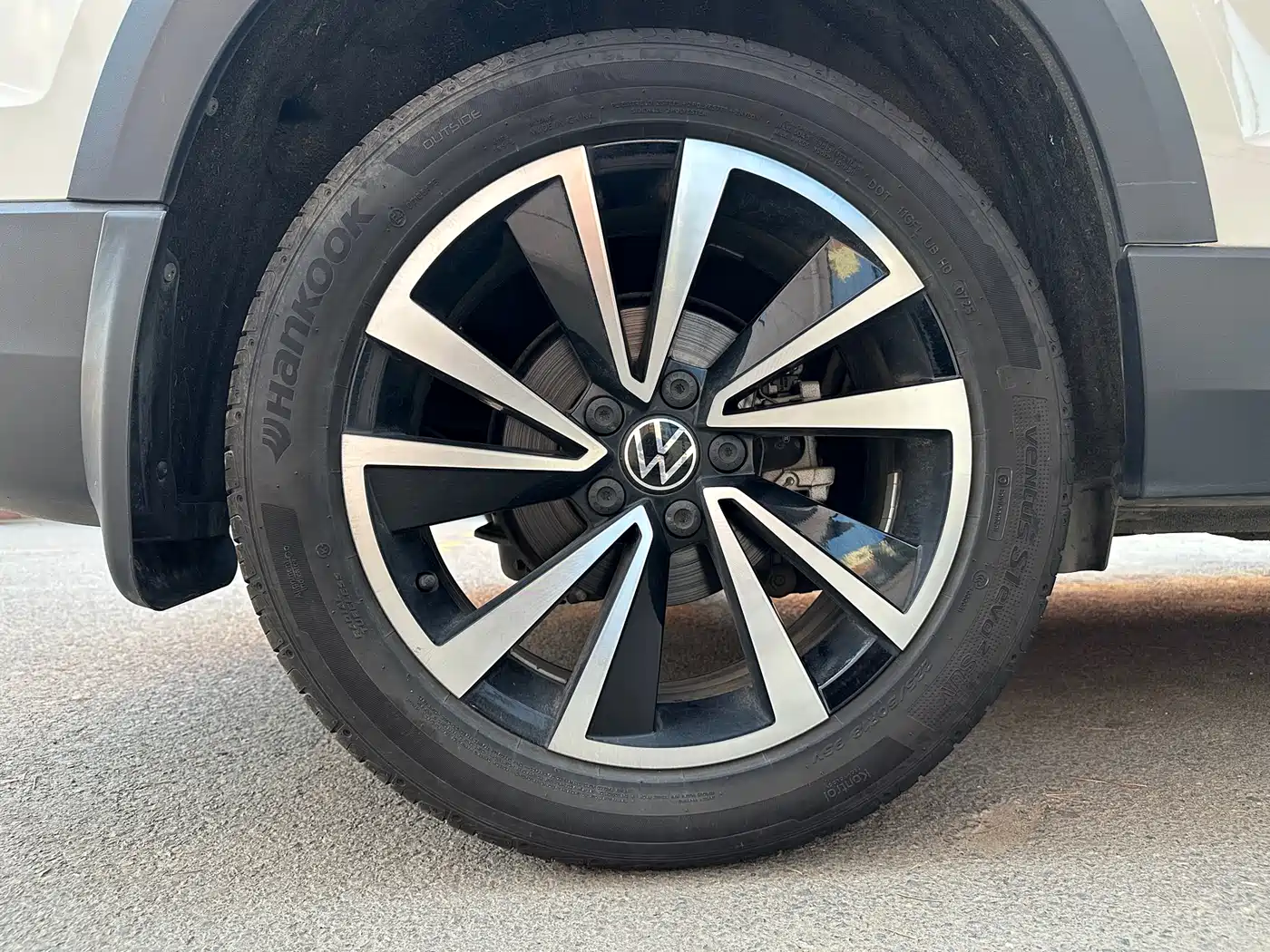 Volkswagen Tharu 2022 280TSI FWD Luxury Edition фото 20