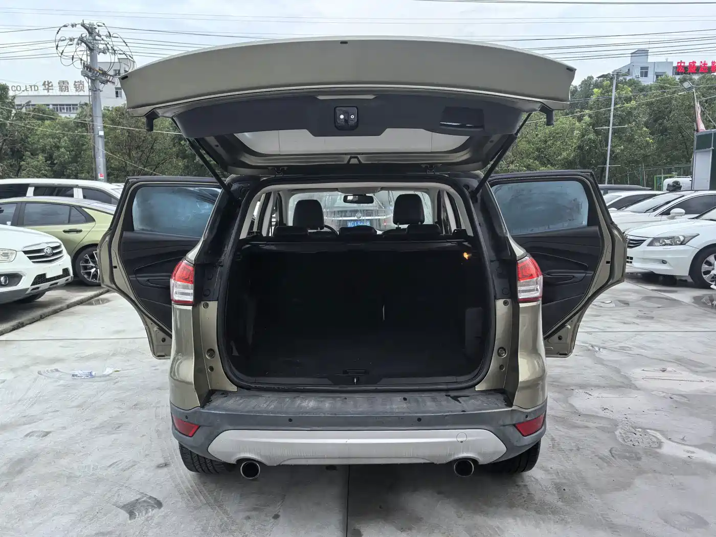 Ford Kuga 2014 2013 1.6L GTDi FWD Trend