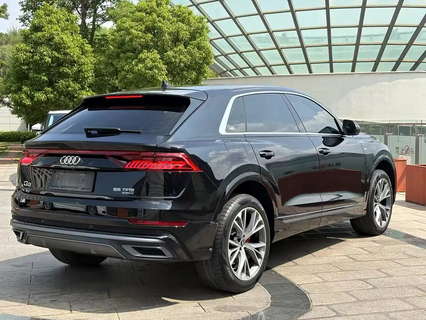 Audi Q8 2021 Model 55 TFSI Premium Dynamic фото 9