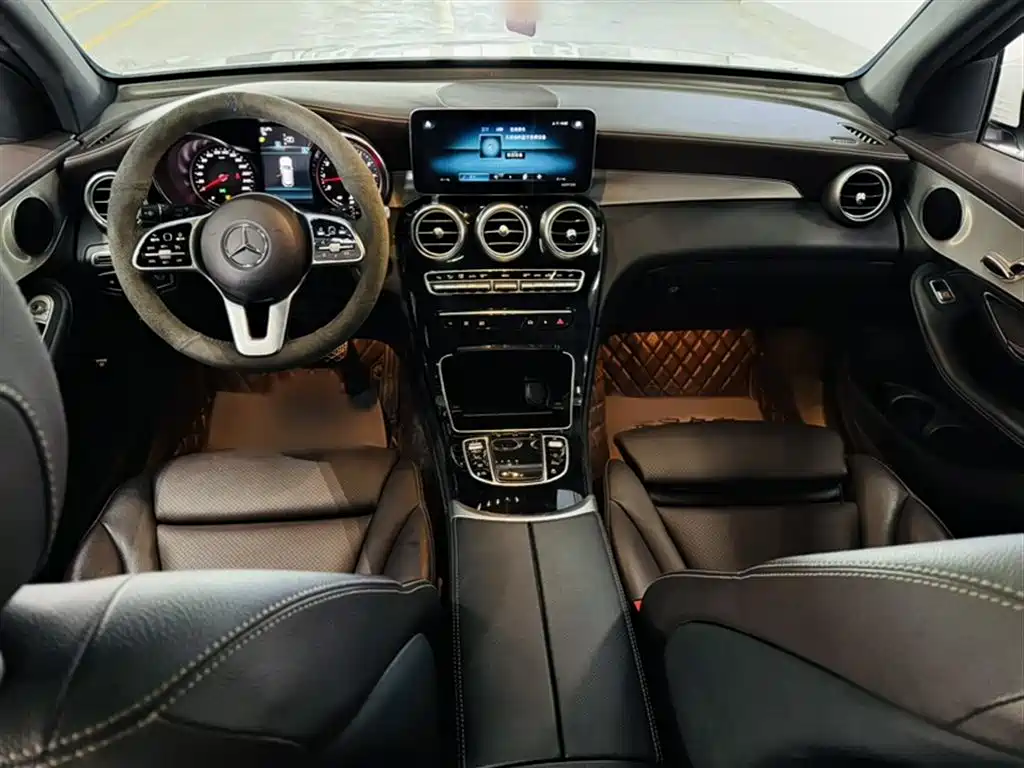 Mercedes-Benz GLC 2020 GLC 260 L 4MATIC Dynamic фото 21