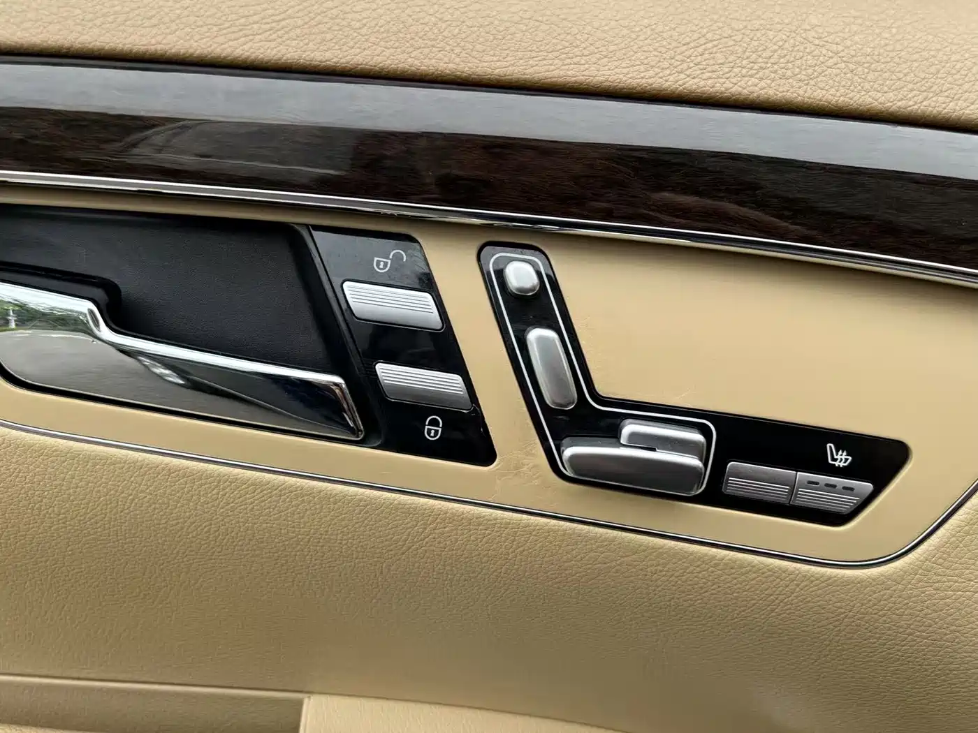 Mercedes-Benz S-Class 2012 S 300 L Business Grand Edition фото 11