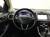 Photo 11 - Ford Edge