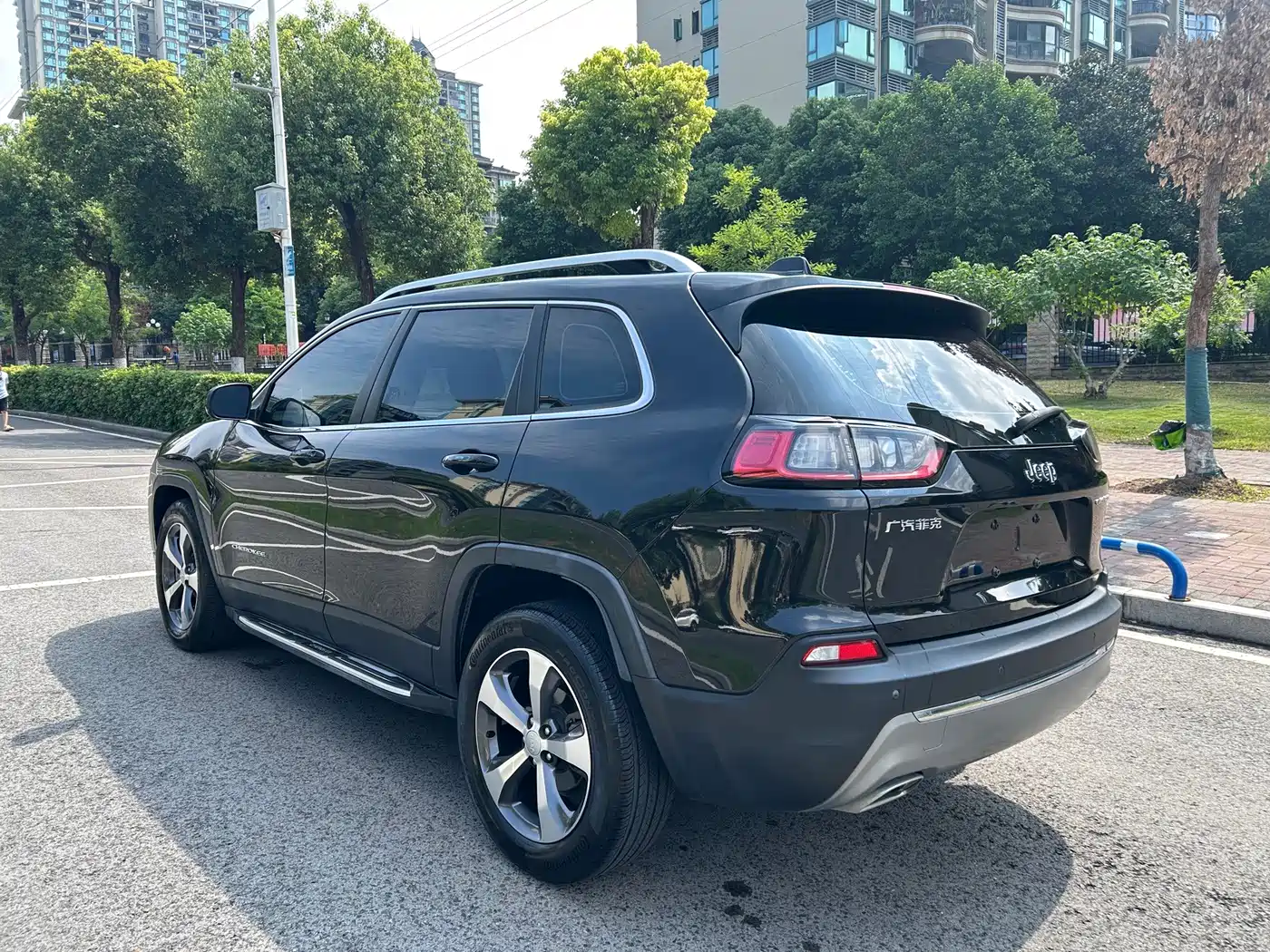 2021 Jeep Cherokee