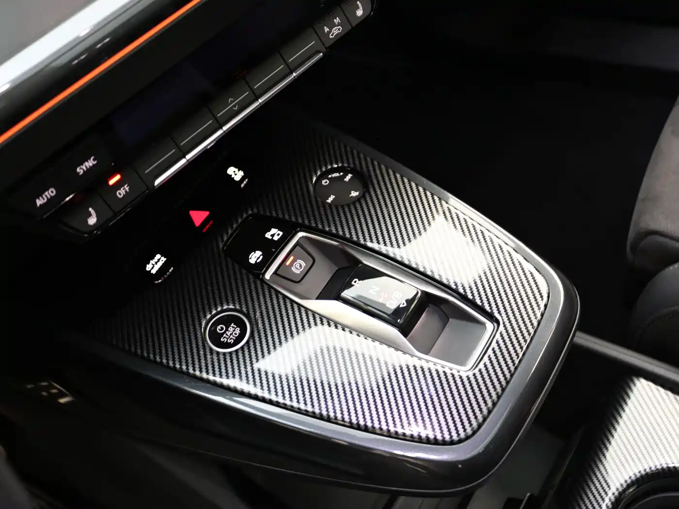 Audi Q4 e-tron 2023 40 e-tron Creation Night Edition фото 13