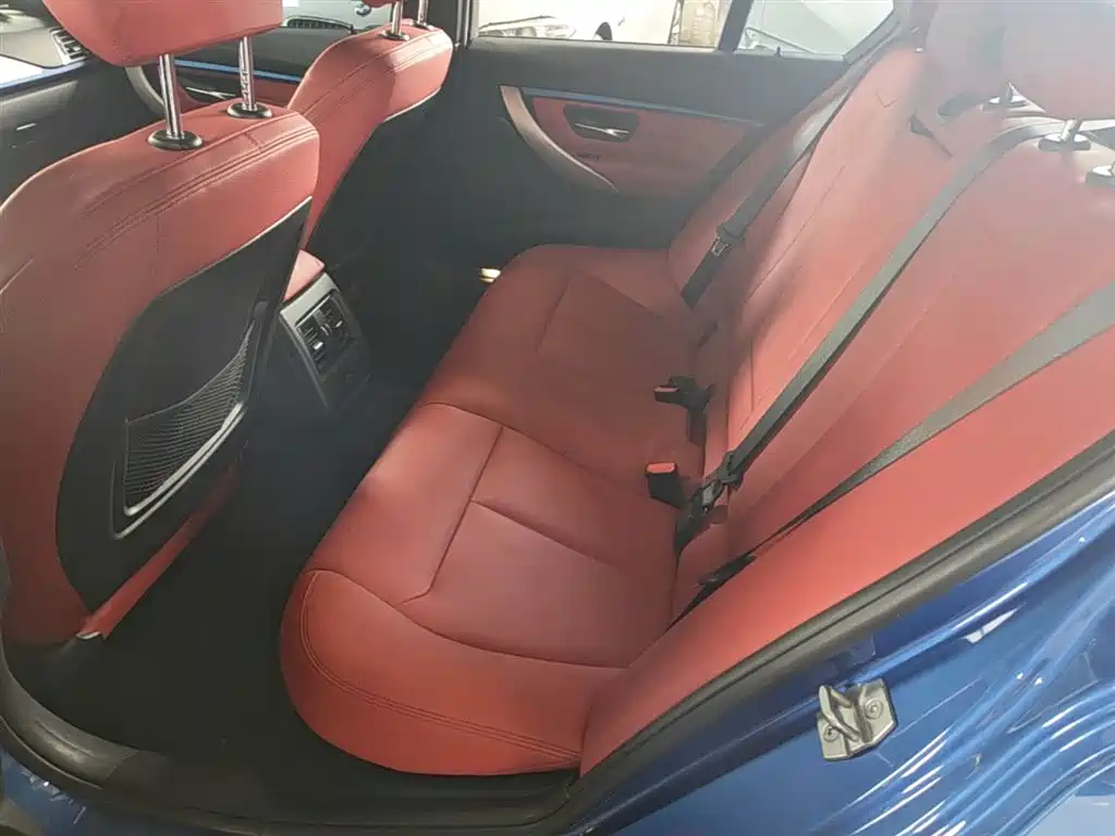 BMW 3 Series 2019 320i M Sport Package фото 13