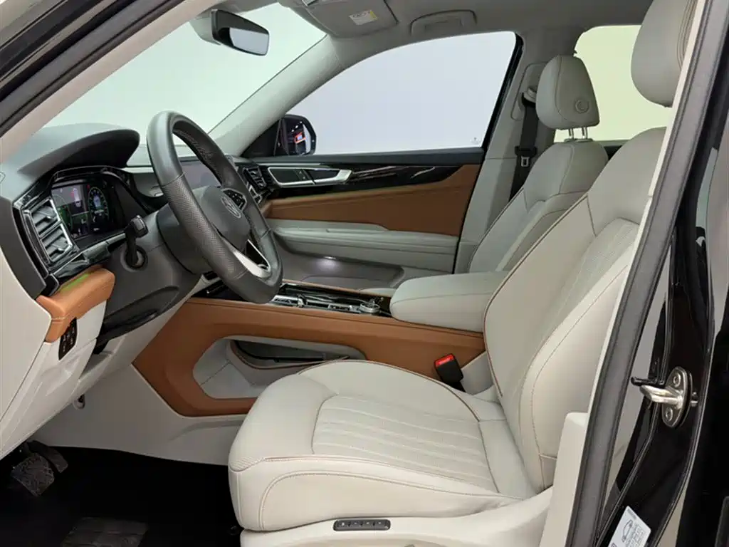 Volkswagen Teramont 2022 380TSI 4MOTION Premium Luxury фото 7