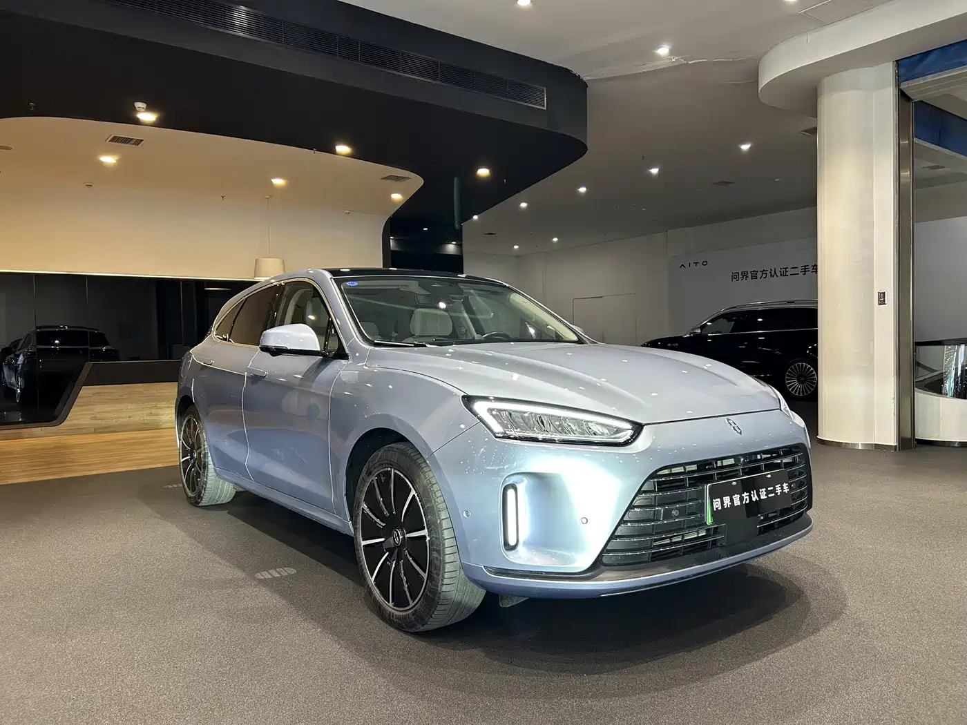 AITO Wenjie AITO M5 2022 Extended Range AWD Flagship фото 3