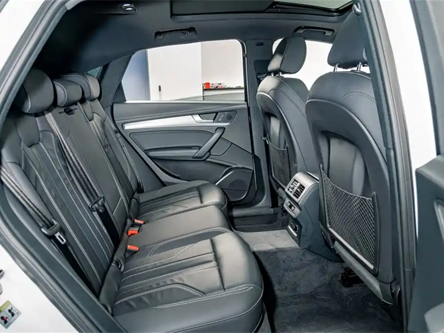 Audi Q5L Sportback 2021 40 TFSI Fashion фото 21