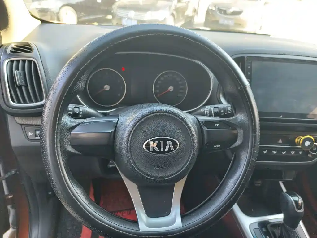 Kia KX3 2017 2017 1.6L Automatic Proud Elegance Edition
