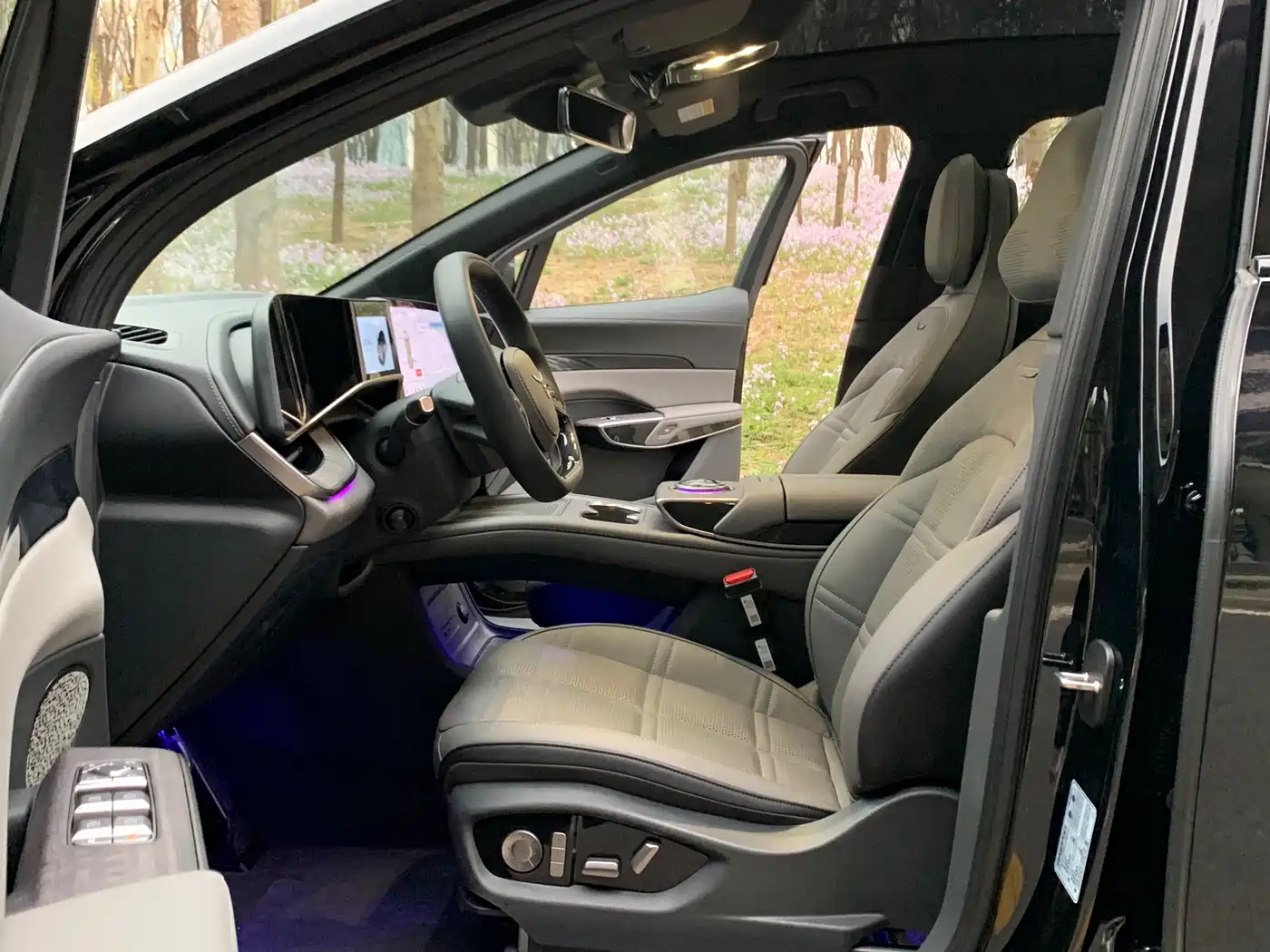 Hongqi HONGQI TIANGONG 08