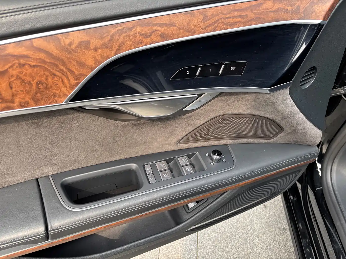Audi A8 2019 Plus A8L 55 TFSI quattro Luxury фото 15