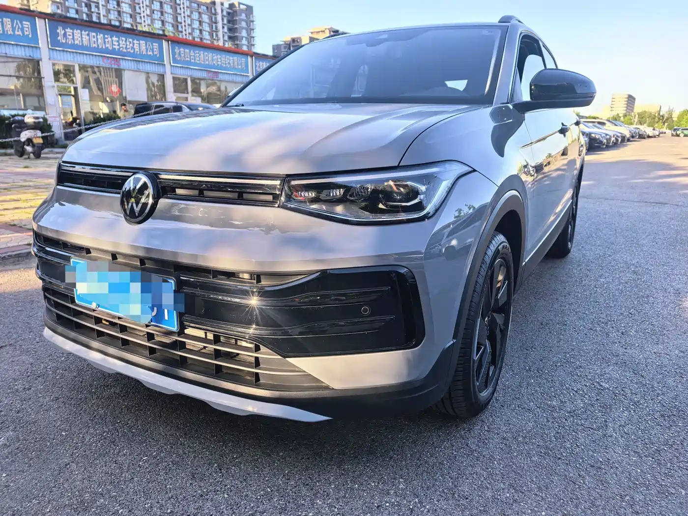 Volkswagen Tharu