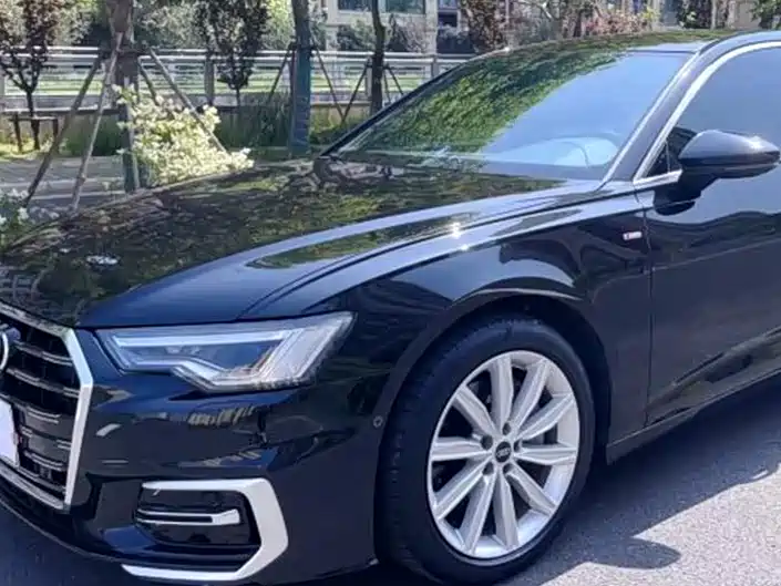 Audi A6L 2023 45 TFSI Premium Selection Dynamic фото 2