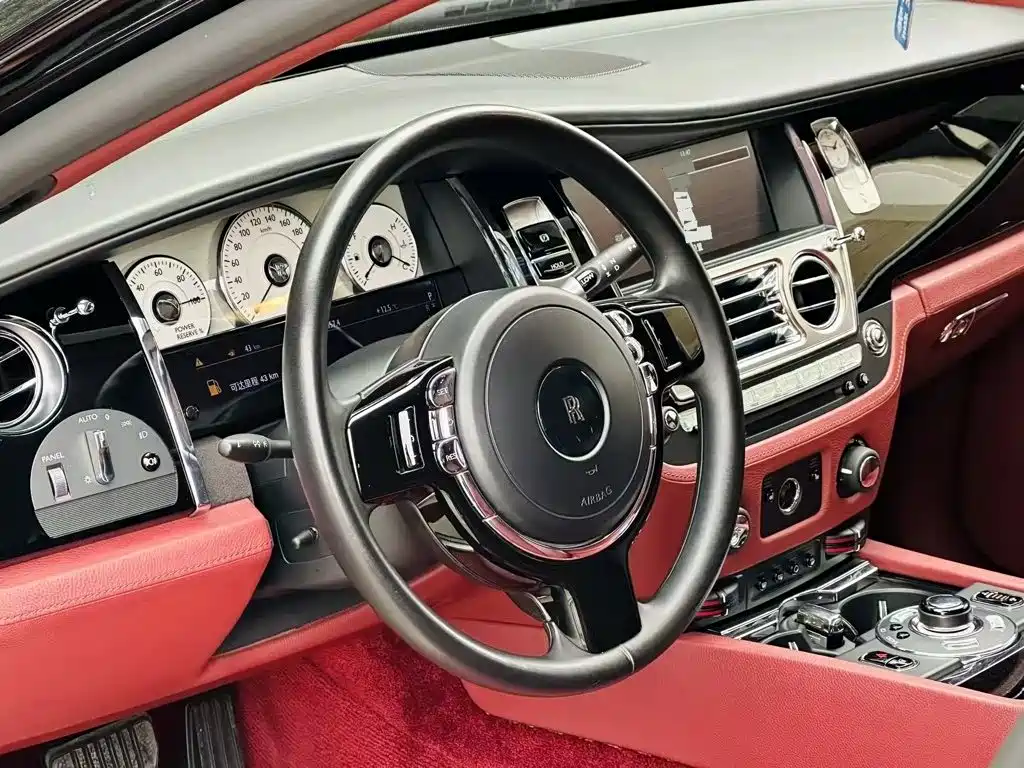 Фото 3 - Rolls-Royce Ghost