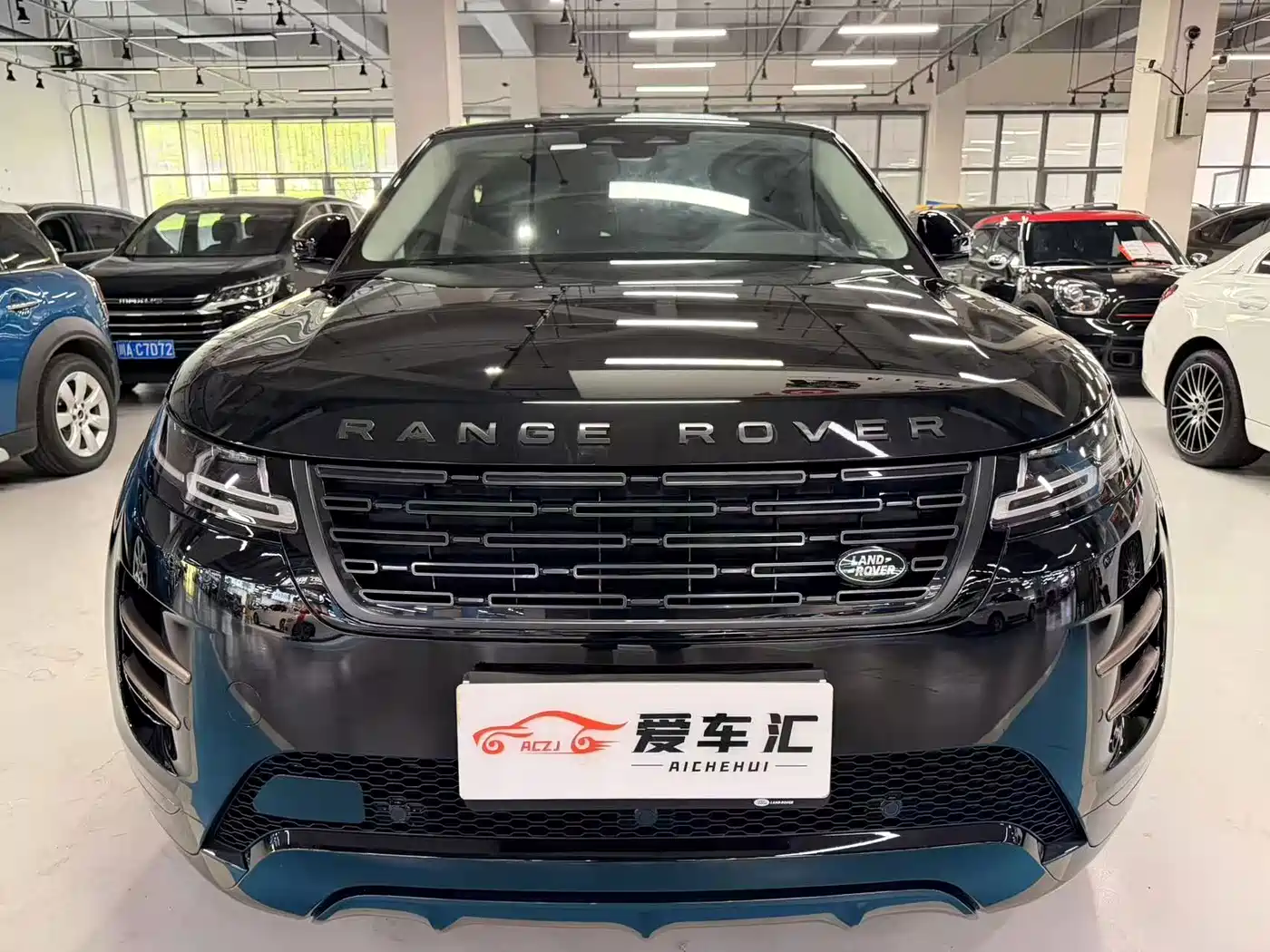2026 Land Rover Range Rover Evoque