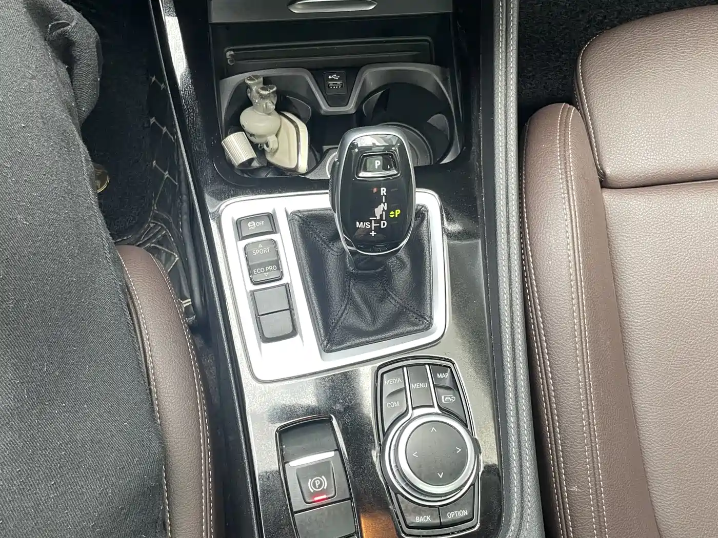 BMW 1 Series 2022 120i M Sport Shadow Edition фото 17