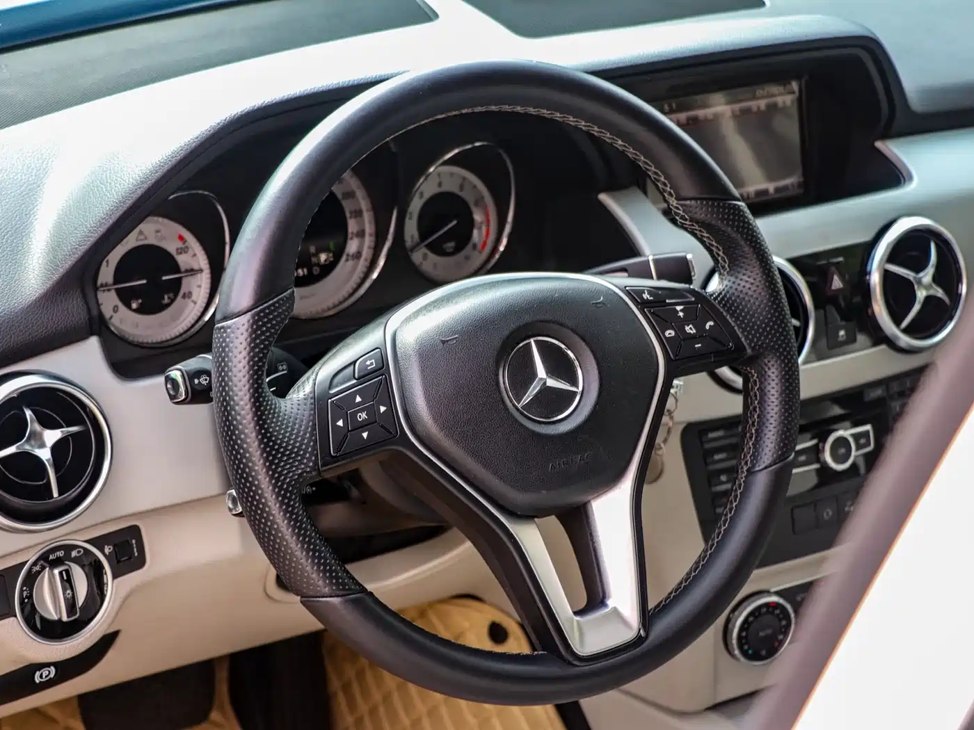 Mercedes-Benz GLK-Class 2013 GLK 300 4MATIC Dynamic Sunroof фото 4