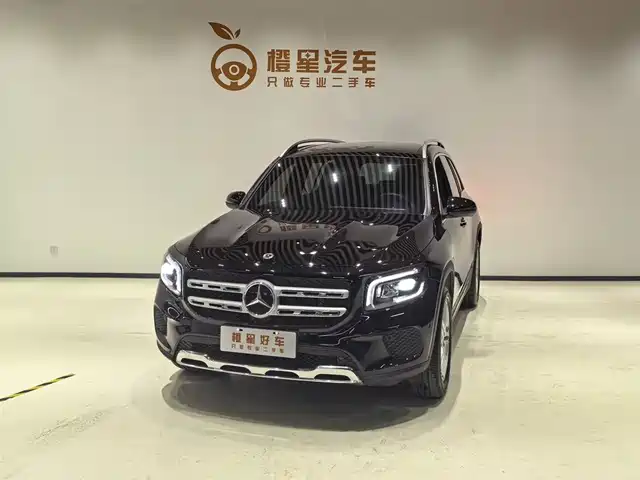 MERCEDES-BENZ GLB