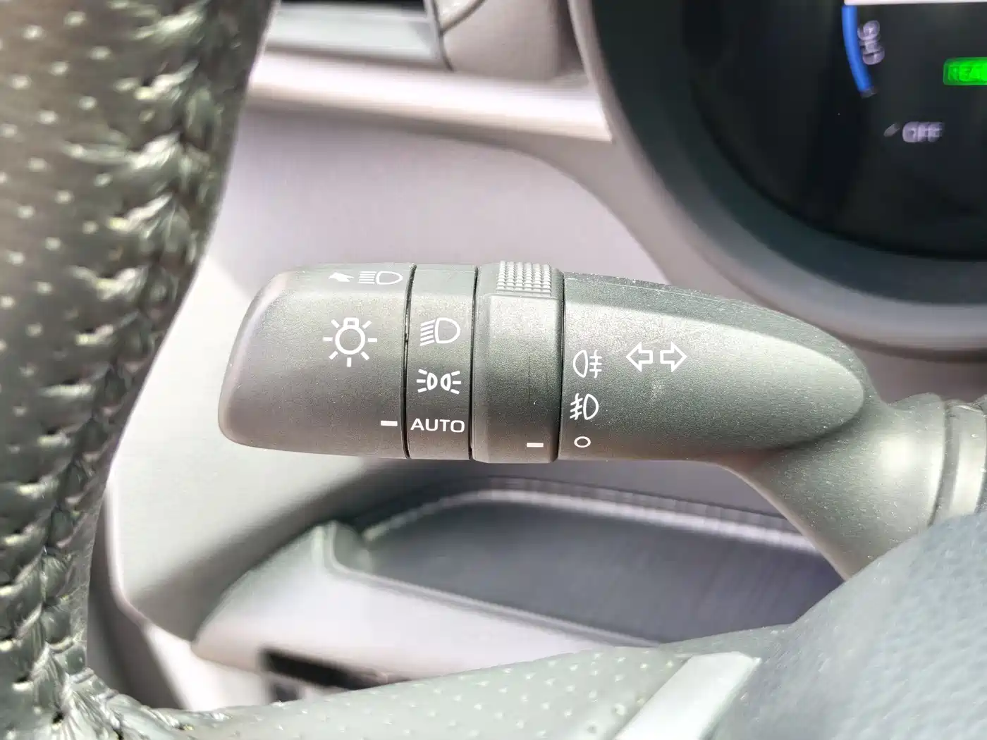 Toyota Sienna 2021 2.5L Hybrid Premium Edition фото 21