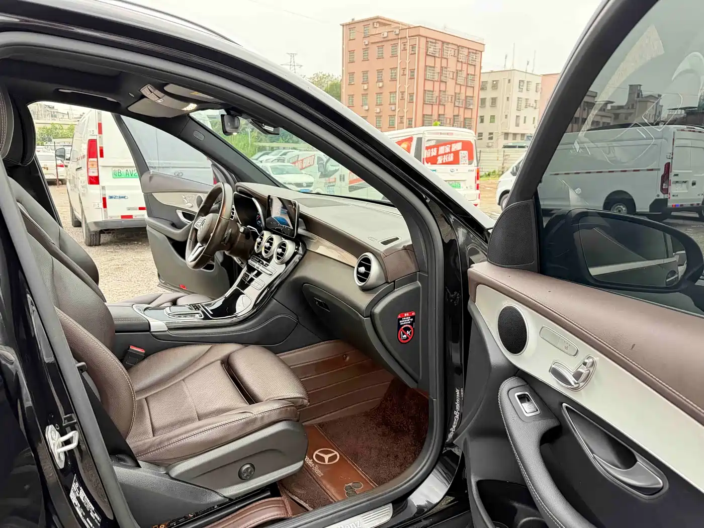 Mercedes-Benz GLC 2021 GLC 260 L 4MATIC Luxury фото 10