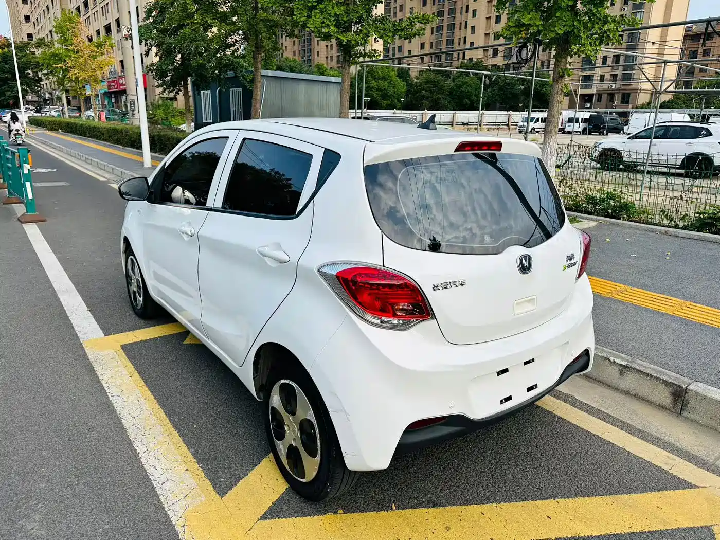 Changan Benben E-Star 2021 2021 National Edition Heartjoy LFP (31.86kWh)