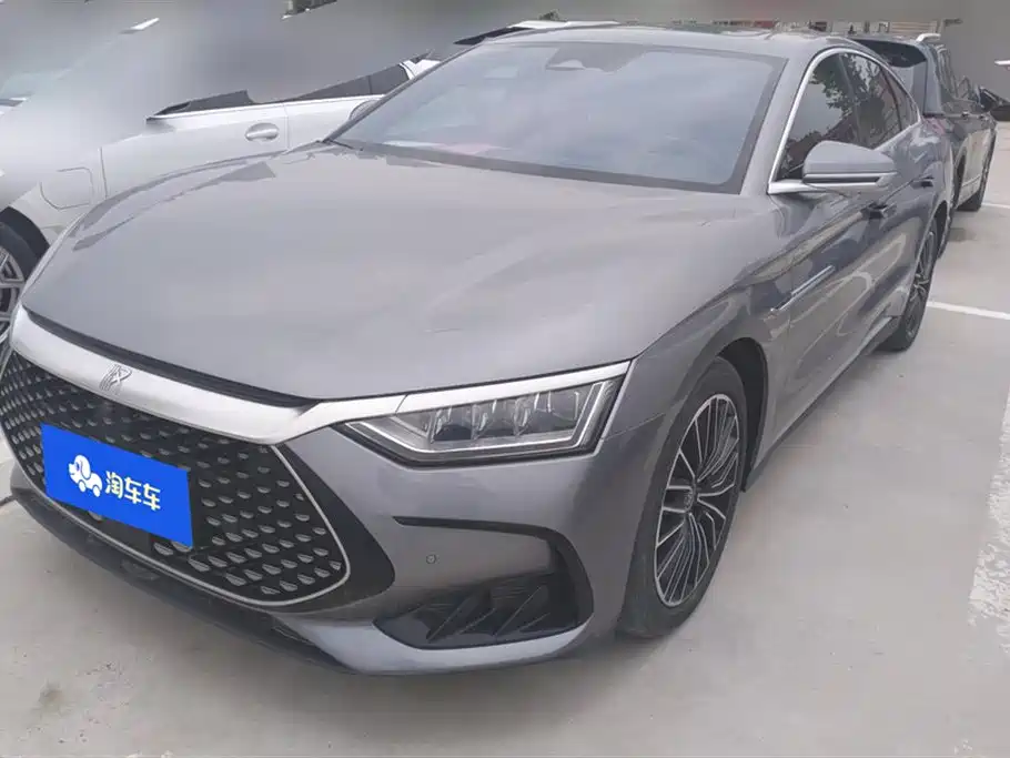 BYD Han 2023 DM-i Champion Edition 121KM Honor