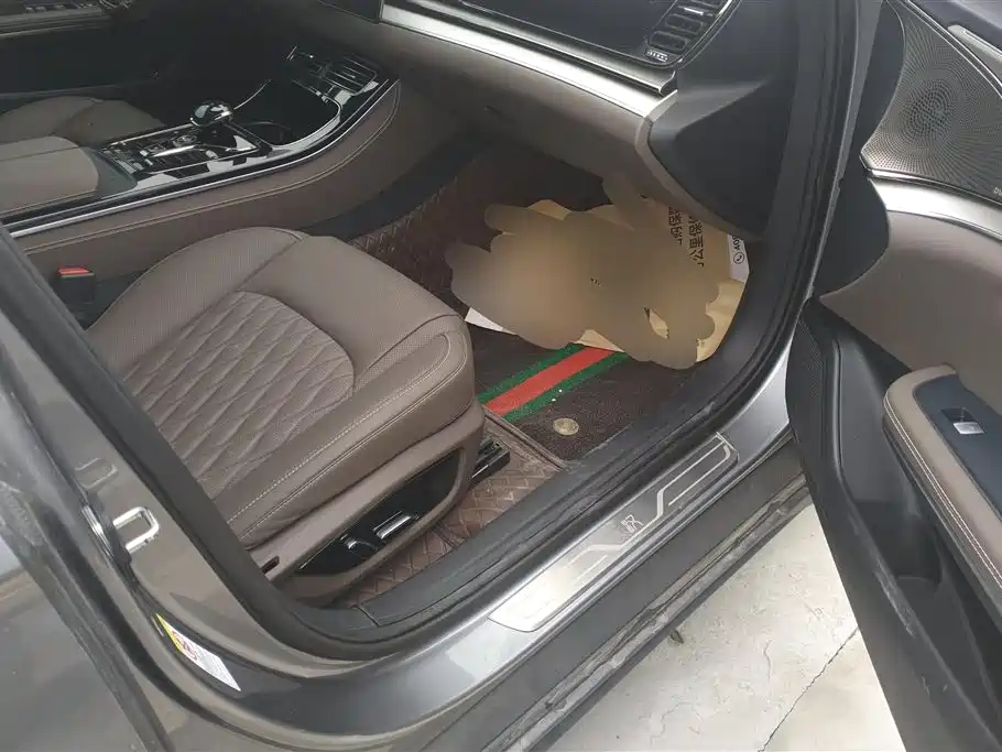 BYD Han 2023 DM-i Champion Edition 121KM Honor фото 8