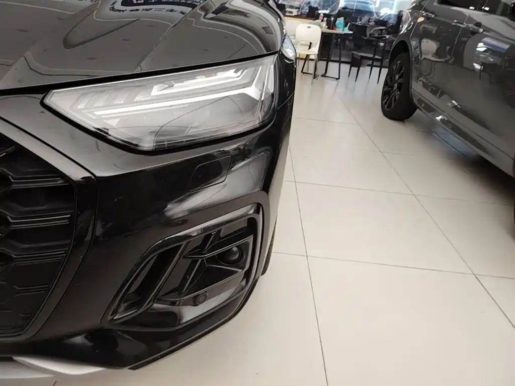 Audi Q5L 2022 45T Premium Dynamic фото 24