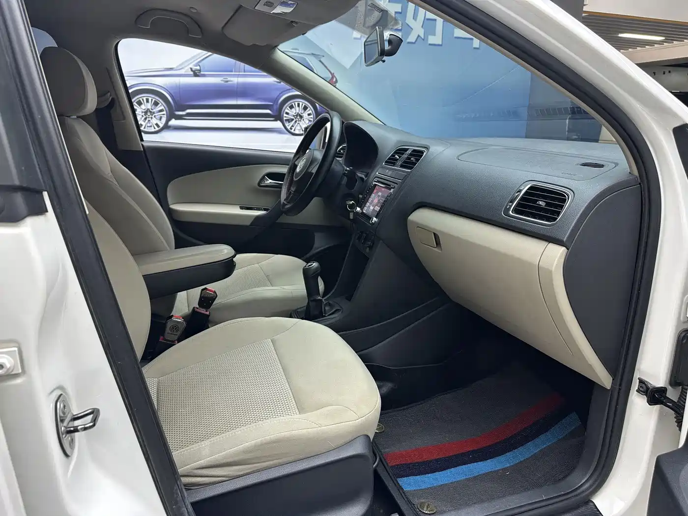 Volkswagen Polo 2014 2014 1.6L Manual Comfort Edition